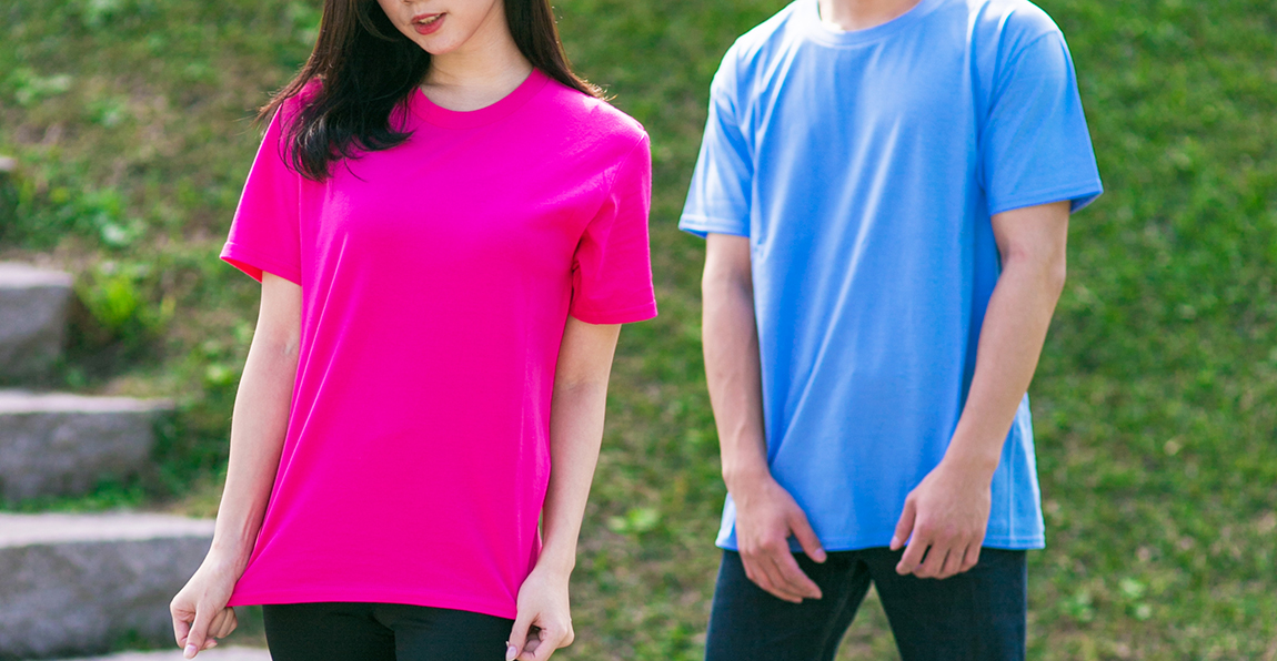 我們有布料質感好工作圍裙及各種衣服或你自備過來 給大叔代印